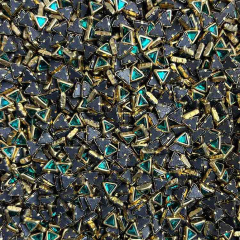 Rama Green Triangle Glossy Stones