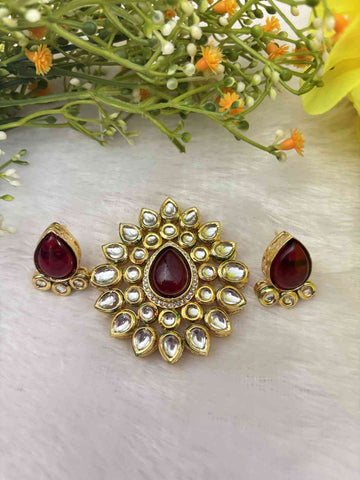 Red pendant and Earrings - 1 set