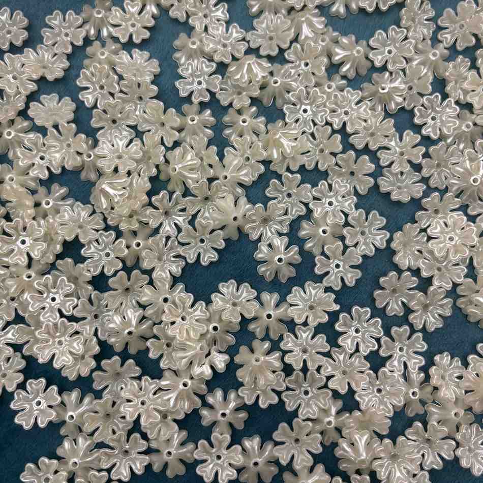 White Flower 28 - 10 gm