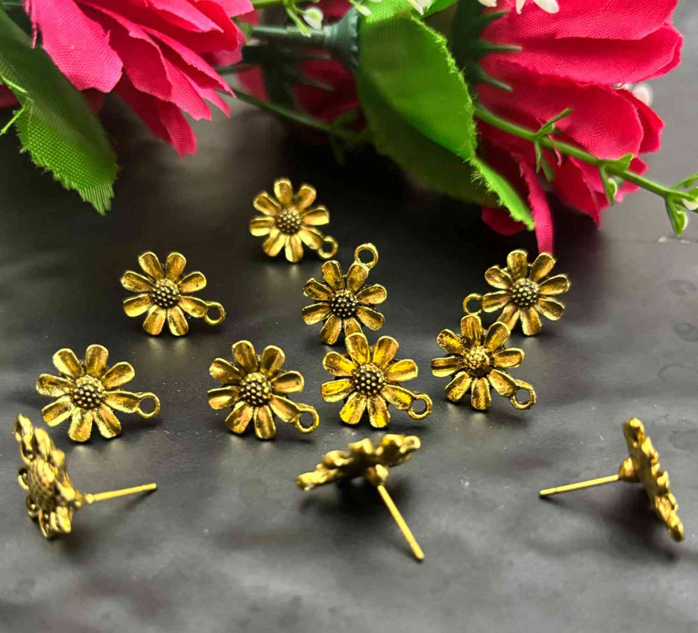 Metal Stud Base Gold D8 - 1 Pair