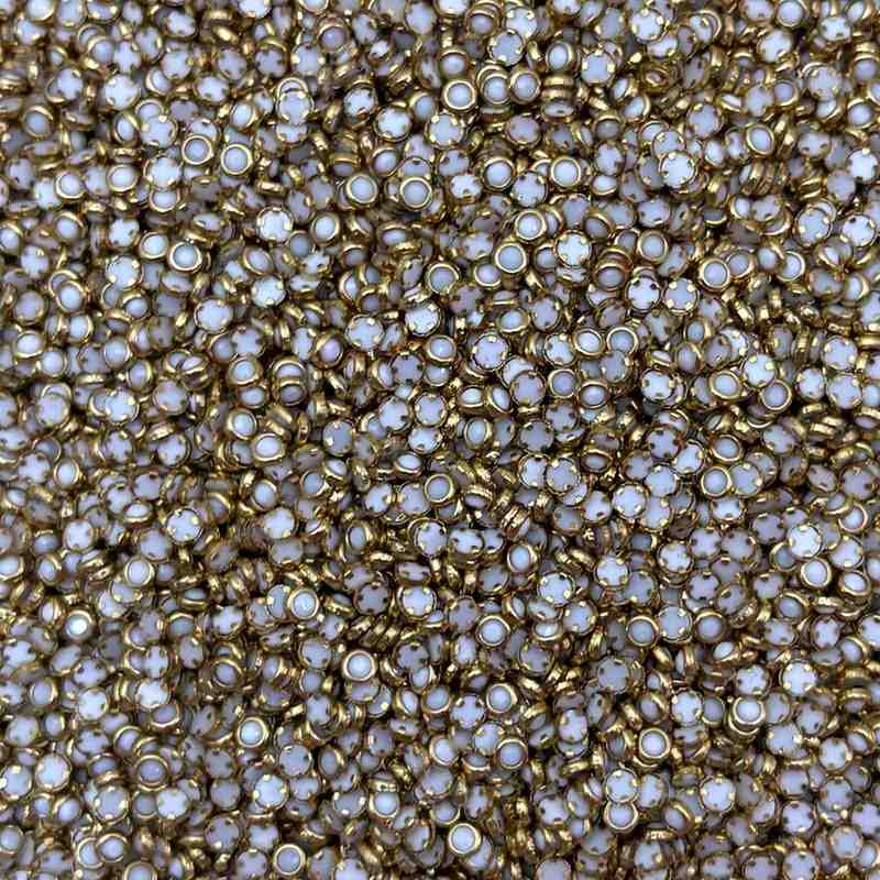 3mm White Round Mat