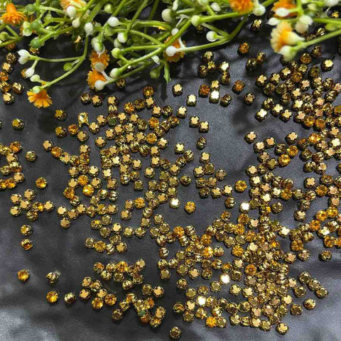 Gold base 18ss crystal Mango Yellow - 10 gm