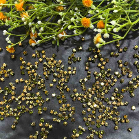 Gold base 18ss crystal Sap Green - 10 gm
