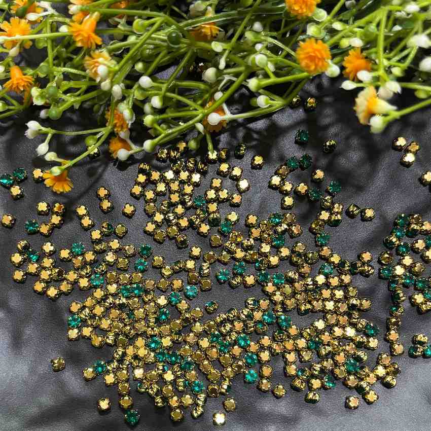 Gold base 18ss crystal Rama Green - 10 gm