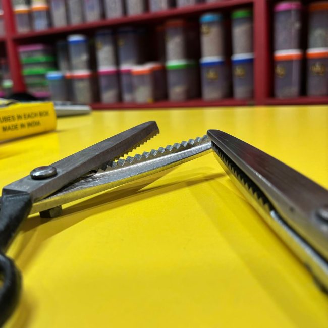 ZIG ZAG Scissors